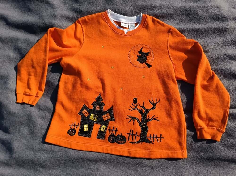 Halloween Sweatshirt XL Orange Flying Witch Haunted House Embroidered Sequins
